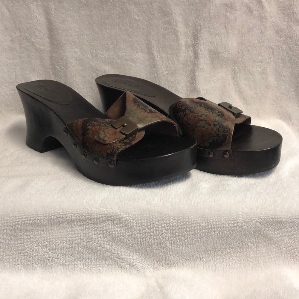 Women’s Clogs